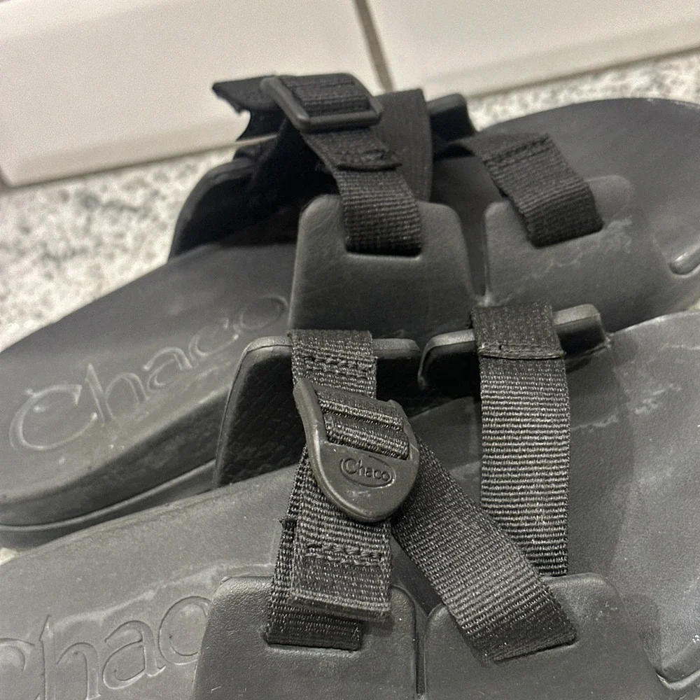 Chaco Chillos Slides Straps Unisex Youth 6‎ Recovery Black Vegan Comfort Float